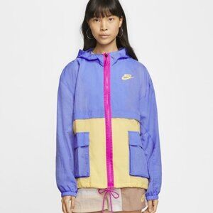 ✨HP✨ Nike Sportswear Icon Clash Woven Jacket - Size S